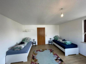 home2stay Worker Apartments Hohenstadt Smart TV, Wifi, Parking